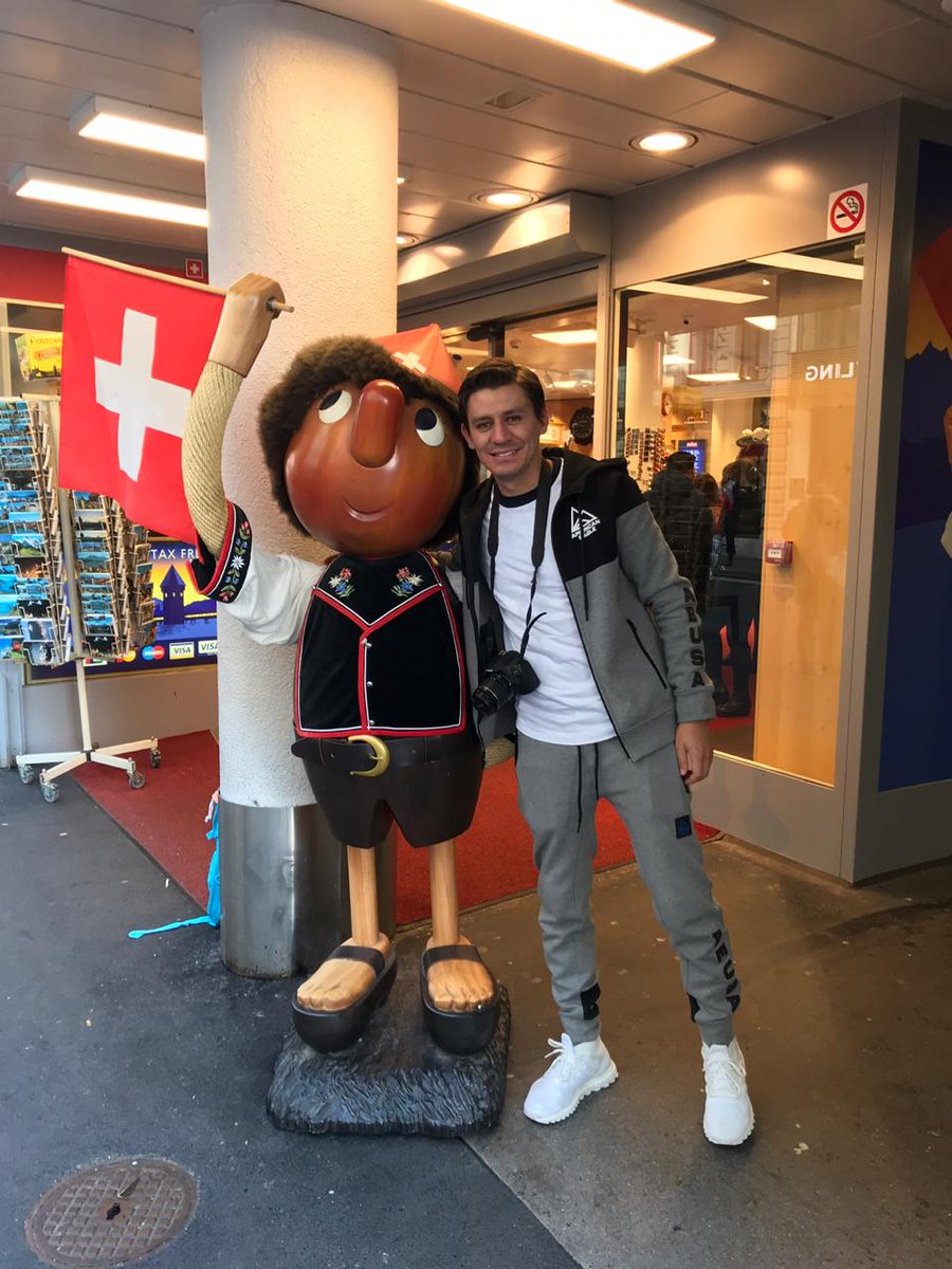 Luiswiicho's tweet photo. El otro día en suiza! https://t.co/Wl875CORuL