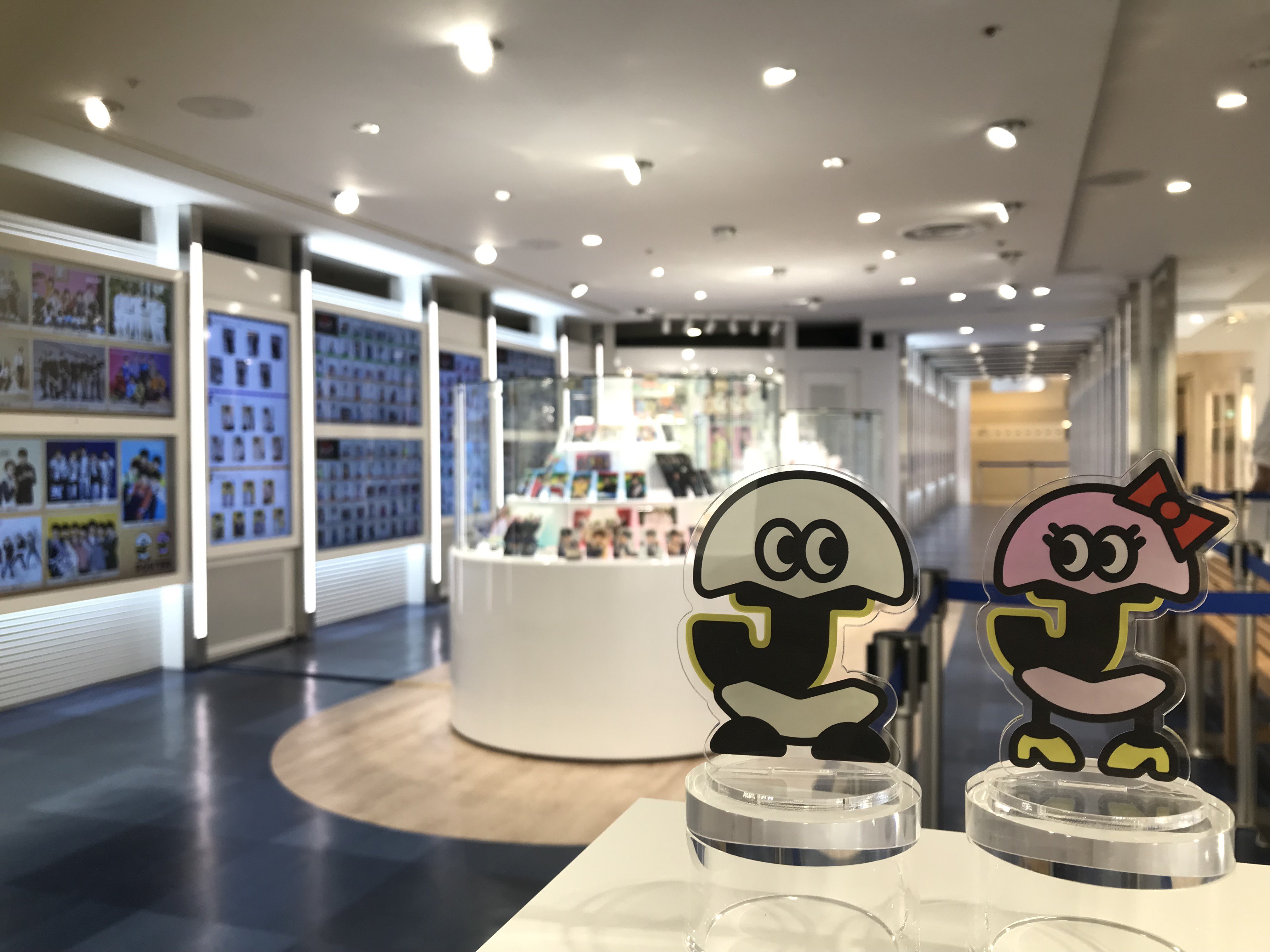 独特な店 Jj（ジェジェ） على X:  アイドルグッズ