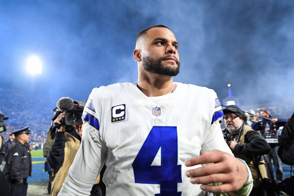 playofflondon's tweet photo. Starting a franchise today who are you picking 

Retweet for Peterman, Like for Dak https://t.co/cZo6l211AR