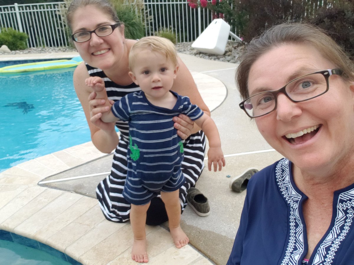 KnightsCathy's tweet photo. Great time with great friends tonight, and I just realized that these two have matching outfits.  #ECSKnightlyNews #SummerSelfieChallenge #PoolTimeSelfie https://t.co/nHZo2y5lQ6