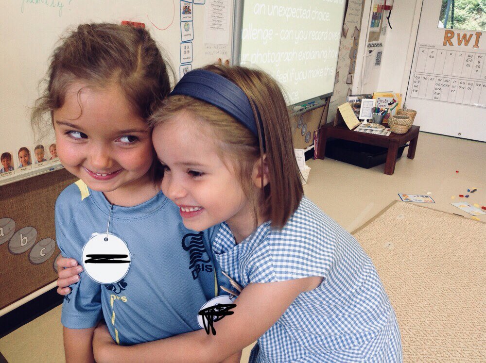 dbis_y1's tweet photo. EY1 have been ‘Learning to Learn’ this week! We have been discussing expected and unexpected choices. Here’s EY1MF making great expected choices! 👍🏽 #learningtolearn #discovery #dbis #makingchoices https://t.co/fJmPtQyhEx