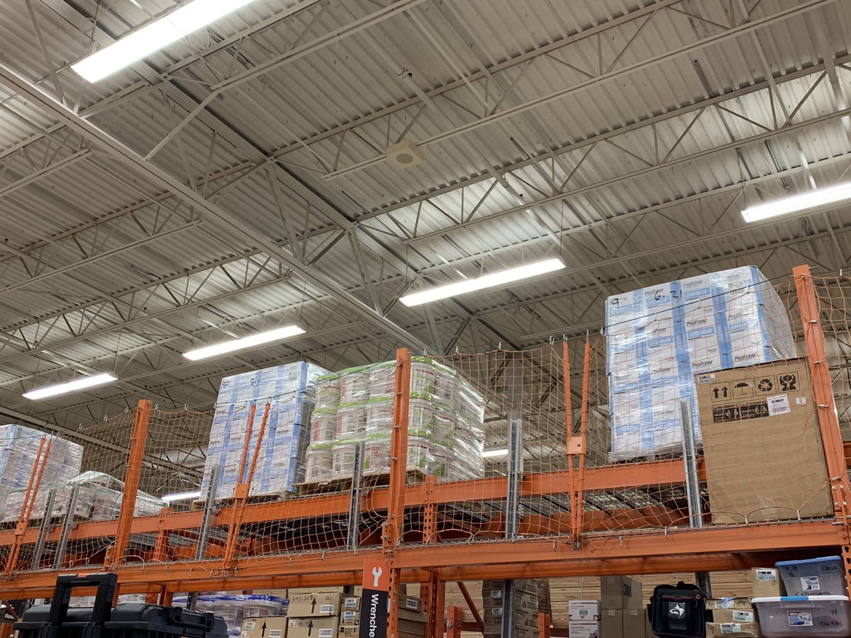 NathanMcAleese's tweet photo. Challenged @THD2209 Freight team to purge Hardware overheads last night.  Came in the morning and they were empty!  Spent the day setting some killer events because freight team set us up to win!  #EmptyOverheads! #FreightTeamRocks! @carla_cornett @HinckJ @tony_troia @Kc02391437 https://t.co/fmEnYMA2VG