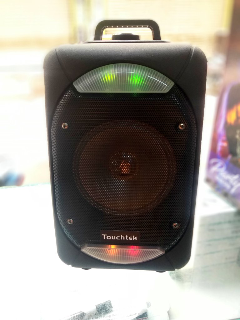 KEH040's tweet photo. For about anywhere you want to hear music and more, there’s an product from #TOUCHTEK that’s right for you! #Party_Never_Stop
specifications👉 #Fm #AuxAudio #Usb #TfCard #Bluetooth #MicrophoneJack #LedLight #Remote https://t.co/5BFTqPpmJo
