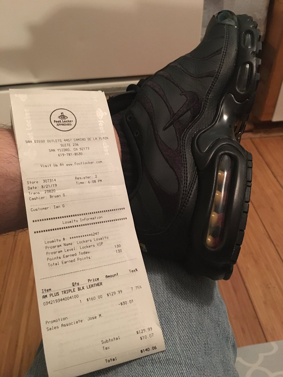 MasterBen_J's tweet photo. Prosternez vous devant mes nouvelles Tn en cuir les lopes! 😈 Qui c’est le premier qui va raquer pour me les payer?? #Tn #moneyslave #findom #cashslave #moneypig #humanatm #domination #gayslave #cuir #leather https://t.co/iClGCyakV2