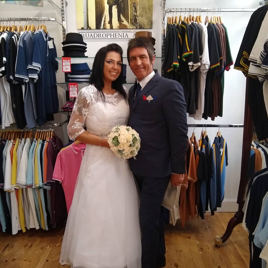 quadalley's tweet photo. Huge congratulations to the newlyweds Dave & Kaye Porter.
⠀⠀⠀⠀⠀⠀⠀⠀⠀
They popped in yesterday.
⠀⠀⠀⠀⠀⠀⠀⠀⠀
🥰❤️
⠀⠀⠀⠀⠀⠀⠀⠀⠀
#Quadrophenia #QuadropheniaAlley #No1ModLocation #ModWedding #Quad40 https://t.co/eEquft5yrs