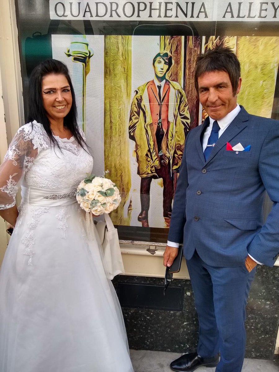 quadalley's tweet photo. Huge congratulations to the newlyweds Dave & Kaye Porter.
⠀⠀⠀⠀⠀⠀⠀⠀⠀
They popped in yesterday.
⠀⠀⠀⠀⠀⠀⠀⠀⠀
🥰❤️
⠀⠀⠀⠀⠀⠀⠀⠀⠀
#Quadrophenia #QuadropheniaAlley #No1ModLocation #ModWedding #Quad40 https://t.co/eEquft5yrs