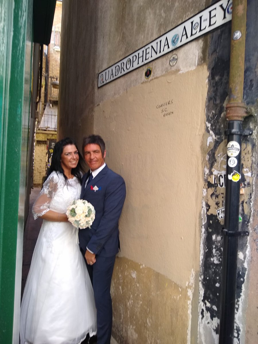quadalley's tweet photo. Huge congratulations to the newlyweds Dave & Kaye Porter.
⠀⠀⠀⠀⠀⠀⠀⠀⠀
They popped in yesterday.
⠀⠀⠀⠀⠀⠀⠀⠀⠀
🥰❤️
⠀⠀⠀⠀⠀⠀⠀⠀⠀
#Quadrophenia #QuadropheniaAlley #No1ModLocation #ModWedding #Quad40 https://t.co/eEquft5yrs