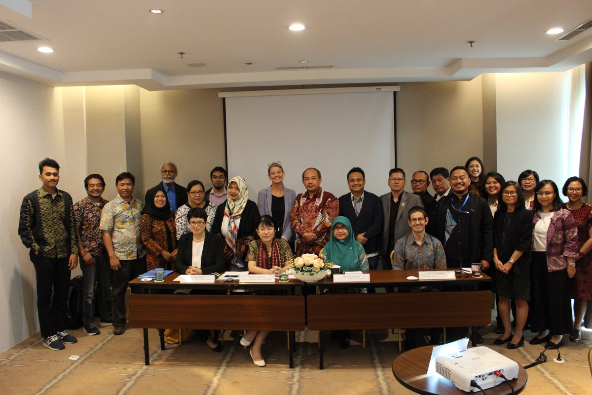 annaengblom's tweet photo. How do we shape the future of work so it can promote labour migration and protect migrant workers' rights? This important question is one of the discussion points today at the #AFML tripartite+ national prep meeting in Indonesia. Read more: https://t.co/ddpibmumsT https://t.co/B6NVE0ng4V