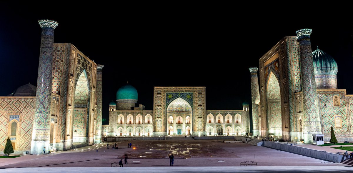 NOMADasaurus's tweet image. This is the Registan in #Samarkand, #Uzbekistan.

There are 3 buildings that all face the centre square. Each madrassah has its own unique door, beautiful colourful tile work &amp;amp; 2 grand portals. In 2001, it was included in the UNESCO Heritage List. 

#TravelCentralAsia #uzbtravel