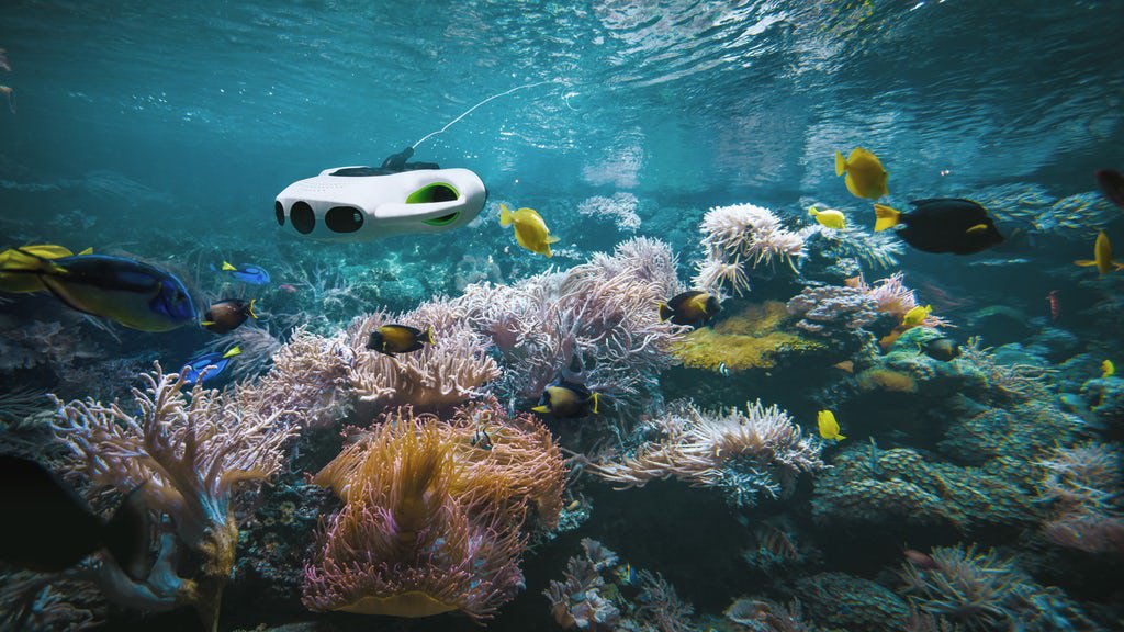 gizmag's tweet photo. New-and-improved underwater drone has a zoom-lens camera - https://t.co/NcKdnSXl4P https://t.co/ipytP4MNkf