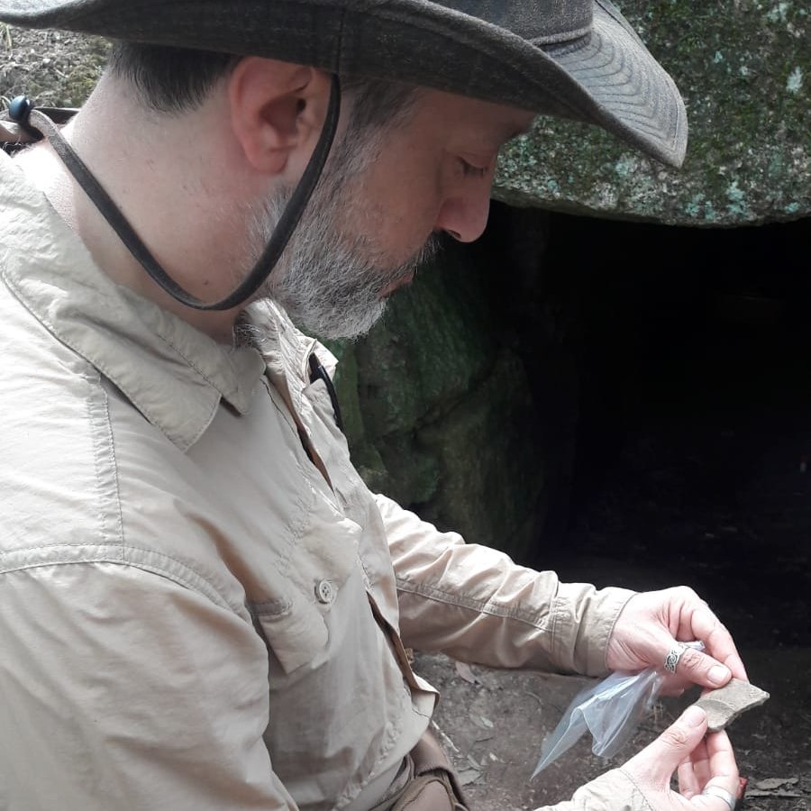 bearchaeo's tweet photo. New #pottery #fragment from #Tobiotsuka #kofun! We're investigating various ground layers until we reach the original floor! #archaeology #okayama #japan https://t.co/pia6eu3P2b