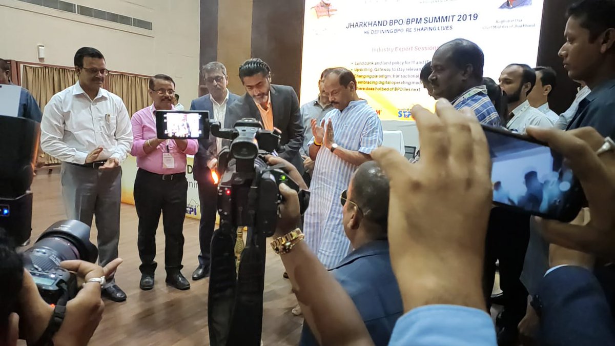 BPOBPM's tweet photo. Jharkhand BPO/BPM Summit 2019 welcomes delegates and representatives to the dias.
@dasraghubar @cmojhr 
@ITDept_JH @StpiRanchi https://t.co/aZyKDLyApe