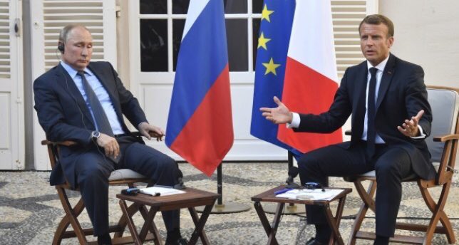 s_schaws's tweet image. Quand t'écoute tranquille un discours de Bachar el-Assad 
#MacronPoutine
#Bregancon