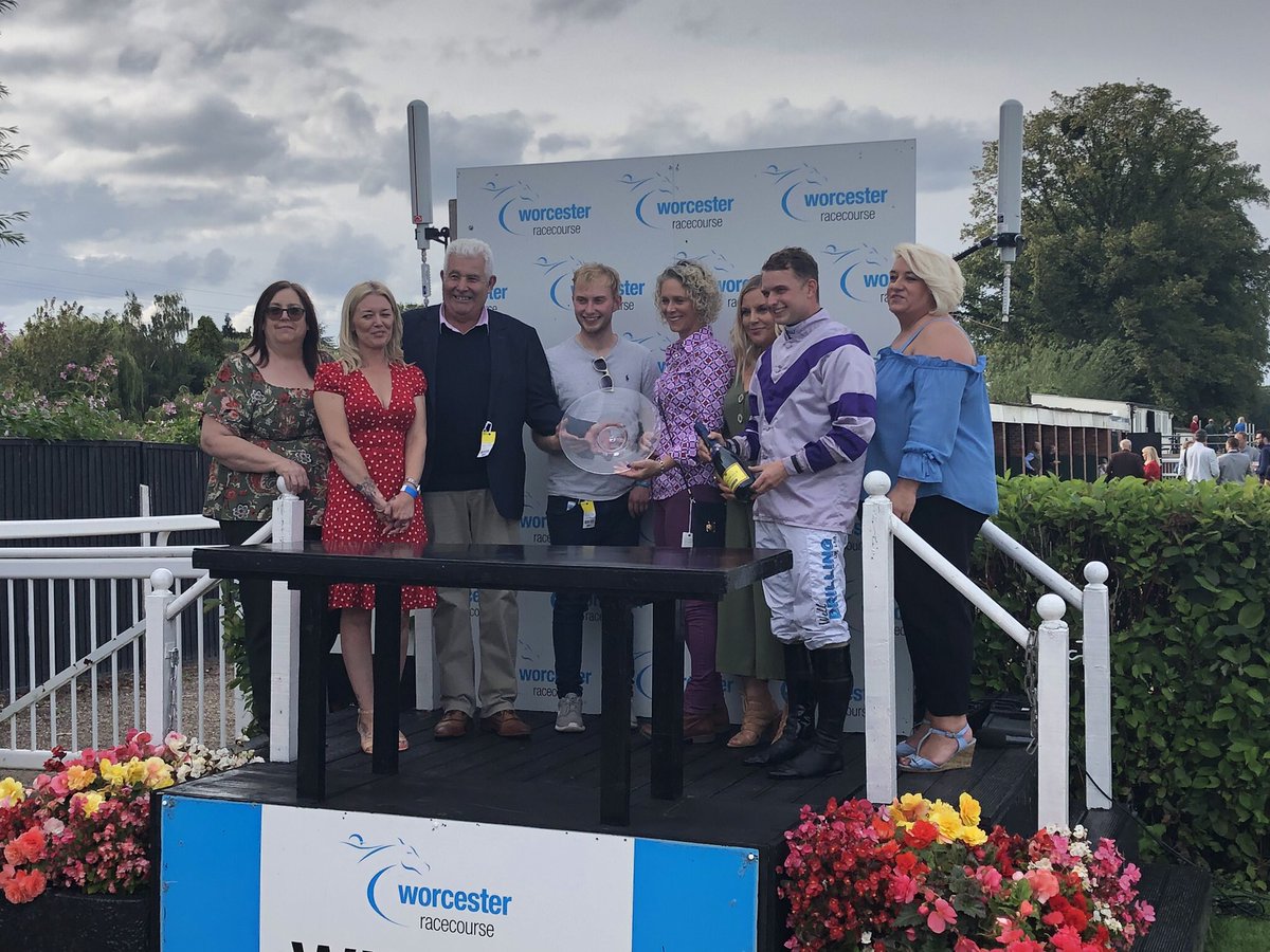 ppcanda's tweet photo. Great evening @WorcesterRaces last night with our friends at @MazakEurope delighted to sponsor some super races #togethersuccess a partnership that now spans over 20 years https://t.co/V0xuDZga48