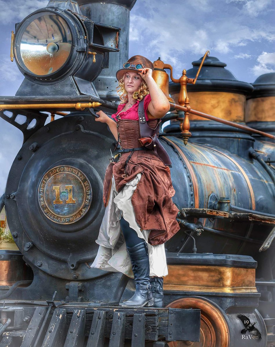 HirschlRick's tweet photo. My first Steampunk Photo set. I was hooked since. #Arizona #Tucson #OldTucson #Steampunk #WWWC #WildWest #SteampunkUS #SteampunkUnitedStates #SteampunkFashion #Cosplay #PhotosbyRaVen #CosplayWomen #Wild #West #steamlocomotive #steamengine #railroad https://t.co/2elQjleaAG