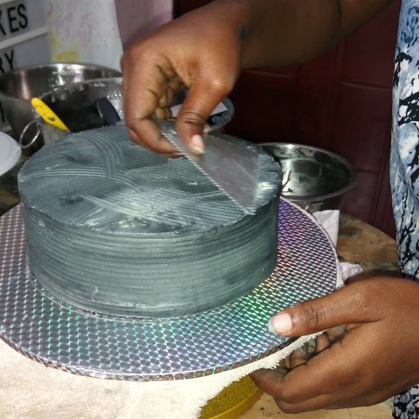 cakesbyruthieee's tweet photo. Proud teacher moment😉
Empowering others is our matter!! Super proud of my student,she made progress in just 3 weeks 💪🏿💪🏿✊🏻✊🏻✊🏻 #cakesbyruthieee #dessertcakes #baking #beginnersbakingclass #beginnersbuttercreamclass #IjawTwitter #IjawTwitterCommunity https://t.co/0fVufoyQlh