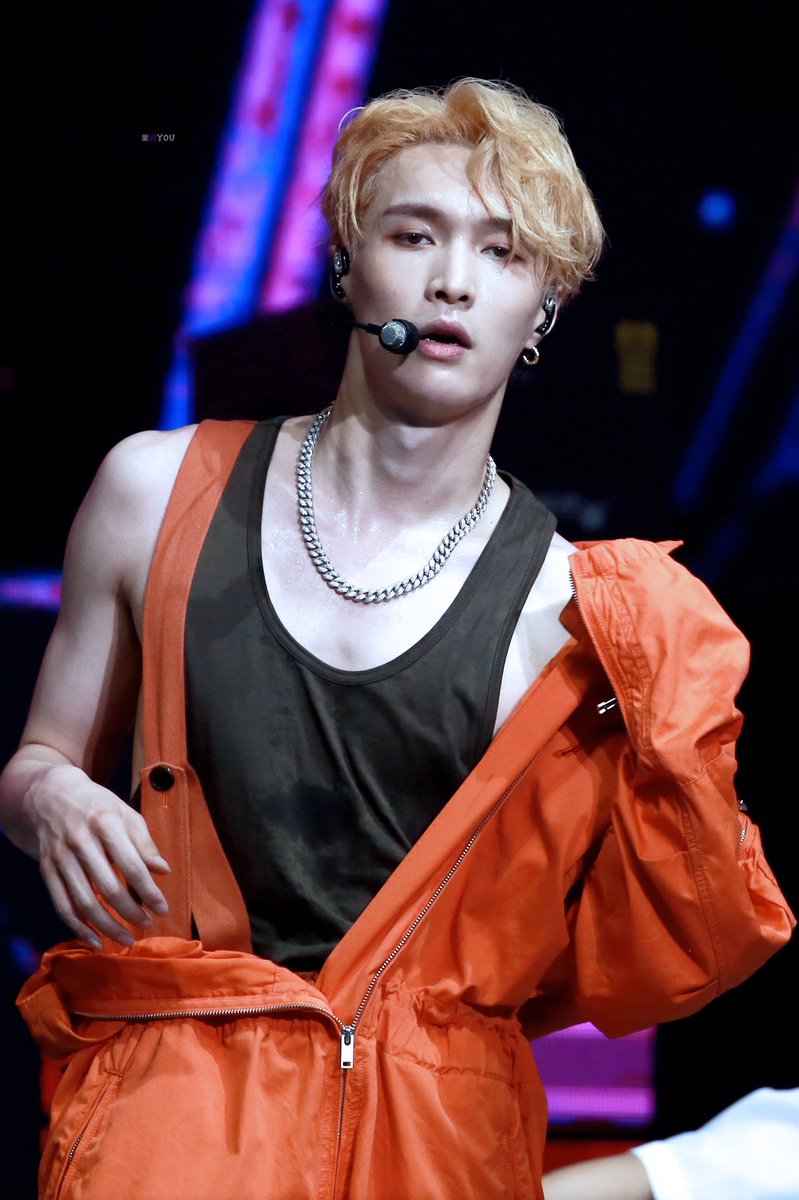 mixingyou1007's tweet photo. 【HQ】190714 #LayGrandLine_CQ
네... 저 장이씽 어깨뼈에 환장하는 사람 맞아요....🤪😋🤪😋🥰
🔗https://t.co/xtdgwM71pB
🔗https://t.co/bP12iwS2ua
🔗https://t.co/tzMjg8X6SL
🔗https://t.co/iHLKATht2I
@layzhang
#장이씽 #레이 #LAY #张艺兴
#producerLayZhang https://t.co/IcI0Zv93sA