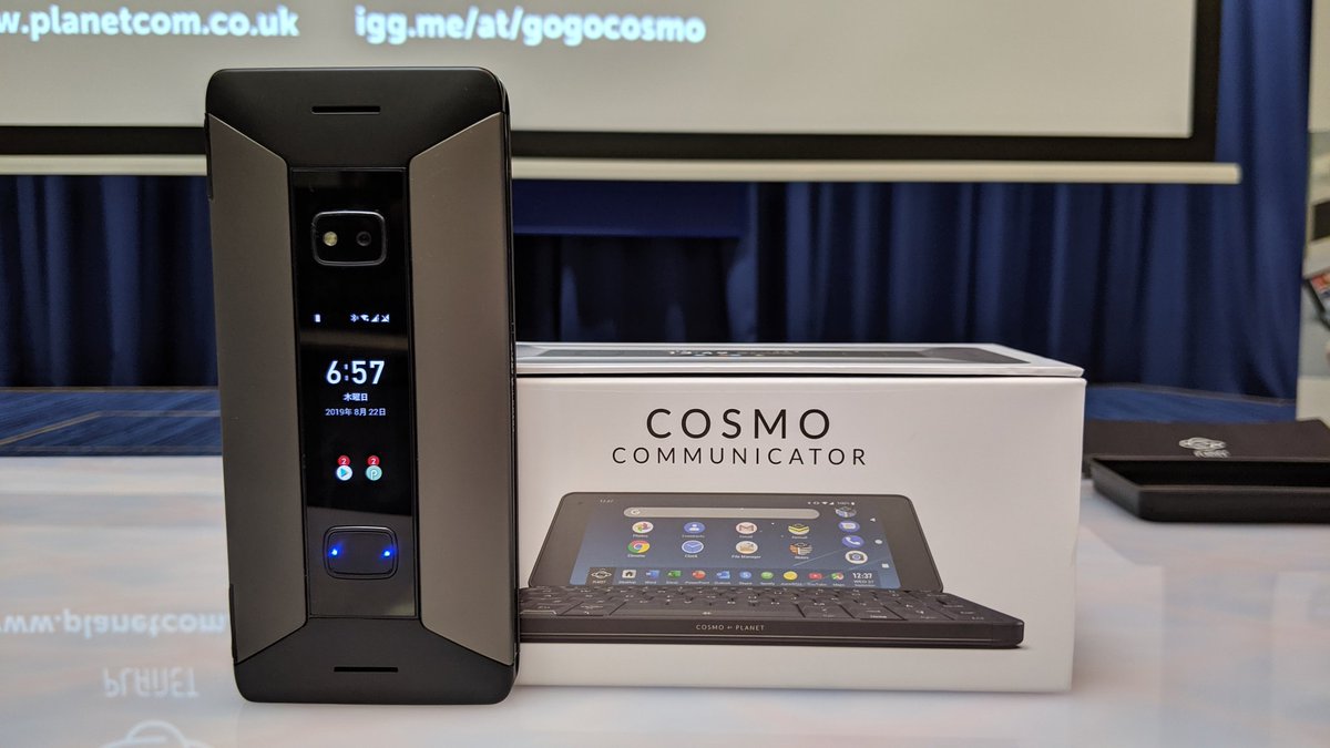 lllsilvialll's tweet image. 未来の携帯！
折りたたみ式携帯 COSMO COMMUNICATOR 製品発表会レポートはコチラ : 
 stoicfps.com/34211/ 
#geminipda #cosmo #android #携帯