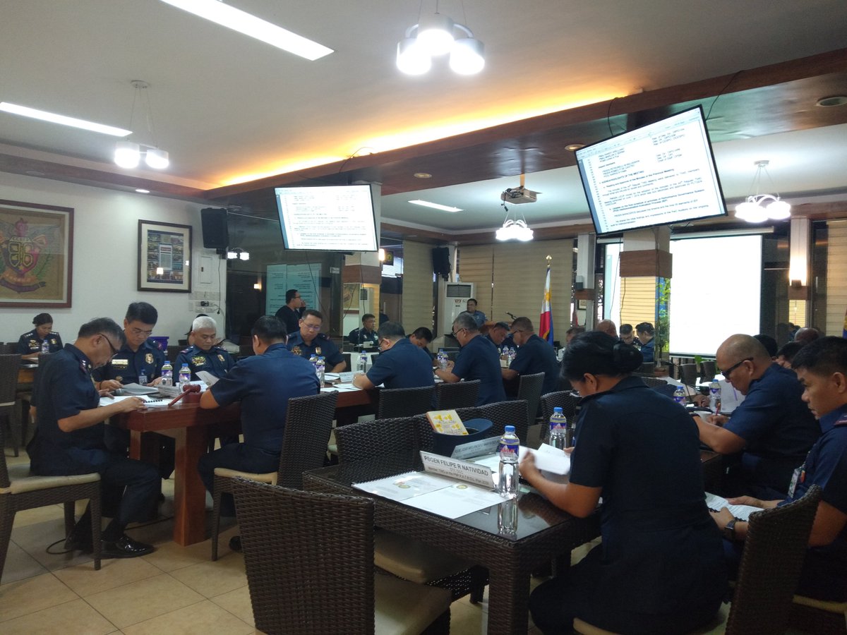 PNP_CPSM's tweet photo. 46th Regular Meeting of the Technical Working Group (TWG) presided by PMGEN LEO ANGELO D LEUTERIO, Member TWG at CPSM Sinagtala P.A.T.R.O.L.ers Hall, Camp BGEN Rafael T Crame, Quezon City. #PNPPATROLPLAN2030 #TEAMPNP #INSTITIONALIZED https://t.co/iAPl8biyaV
