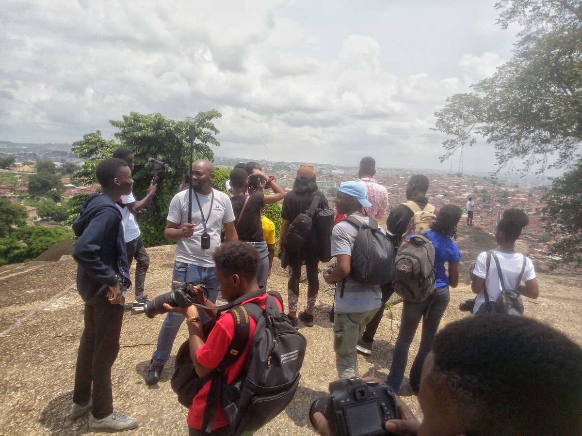 Nicksonibigoni's tweet photo. So @saphotoacademy visited the ancient city of Abeokuta and we climbed the olumo rock.
I had fun and I learnt a few things too.
My favorite moment was viewing the town from the top of the rock...
#sapaadventure
#saparoadtrip
@sholaanimashaun https://t.co/CP0phhCa05