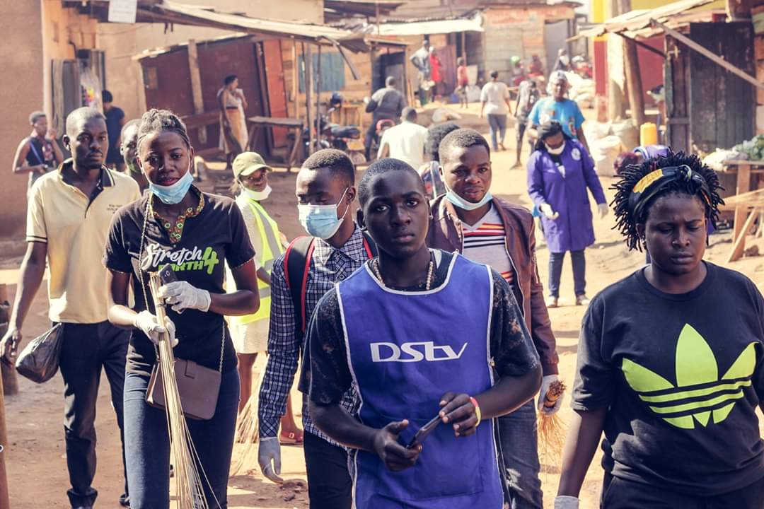 muwmra's tweet photo. Visit the link for all highlights from our recent Community Clean-up and Sensitization activity. #MUWMRA4Mak

https://t.co/bQbDGXuvg3 https://t.co/WcJnpxus1e