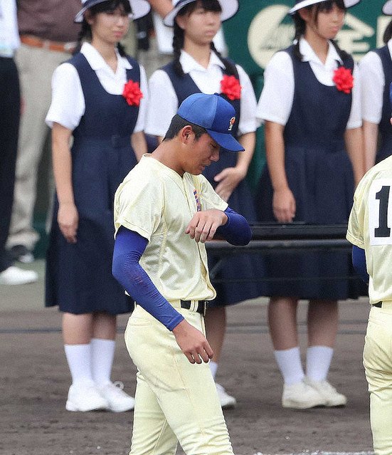 livedoornews's tweet photo. 【準優勝】星稜・奥川恭伸「最高の仲間と野球できた」
https://t.co/7a8PYfScAP

試合中、チームメイトから「絶対逆転してやる」と声をかけられていたという奥川。「最後まで笑顔だけは崩したくなかった」と明かしたが閉会式ではこらえきれず涙を流し、悔しさをにじませた。 https://t.co/LFX3n7IOZb