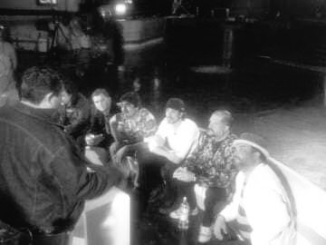 FansPpDamian's tweet photo. Hace algunos años nuestro querido @pepedamian compartiendo momentos con Celso Piña "el rey del acordeón" y un grupo de grandes artistas.

DEP @CelsoOficial 🕊️
Gracias Marco Damián 📷 https://t.co/tTtmOjefxB