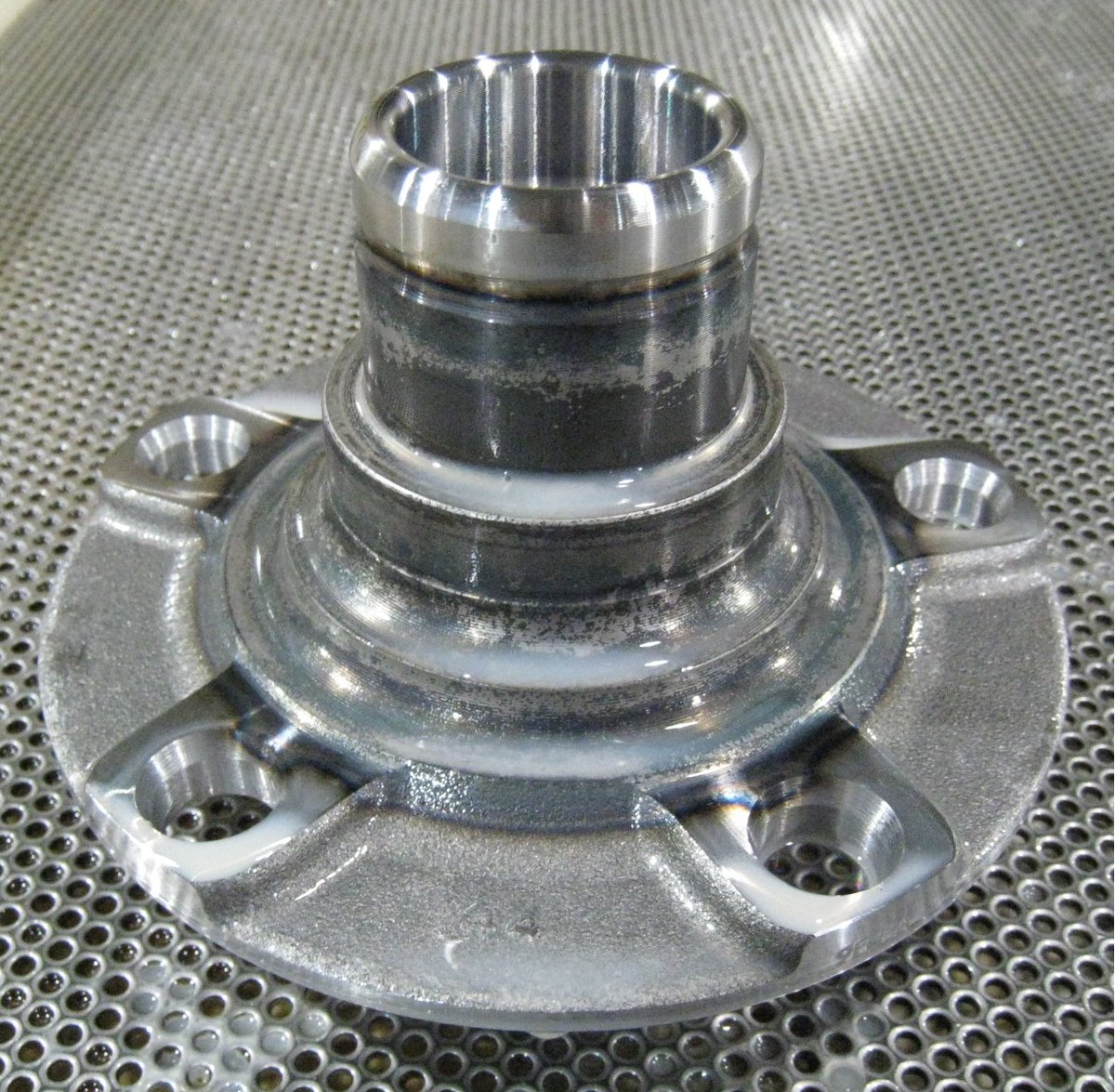 CortecCorp's tweet image. Find out how #biobased #BioCorr successfully replaced a problematic oil-based RP on this #OEM production line! ow.ly/FsO730pnvYd #Cortec #corrosionsolutions #sustainable #metalworking