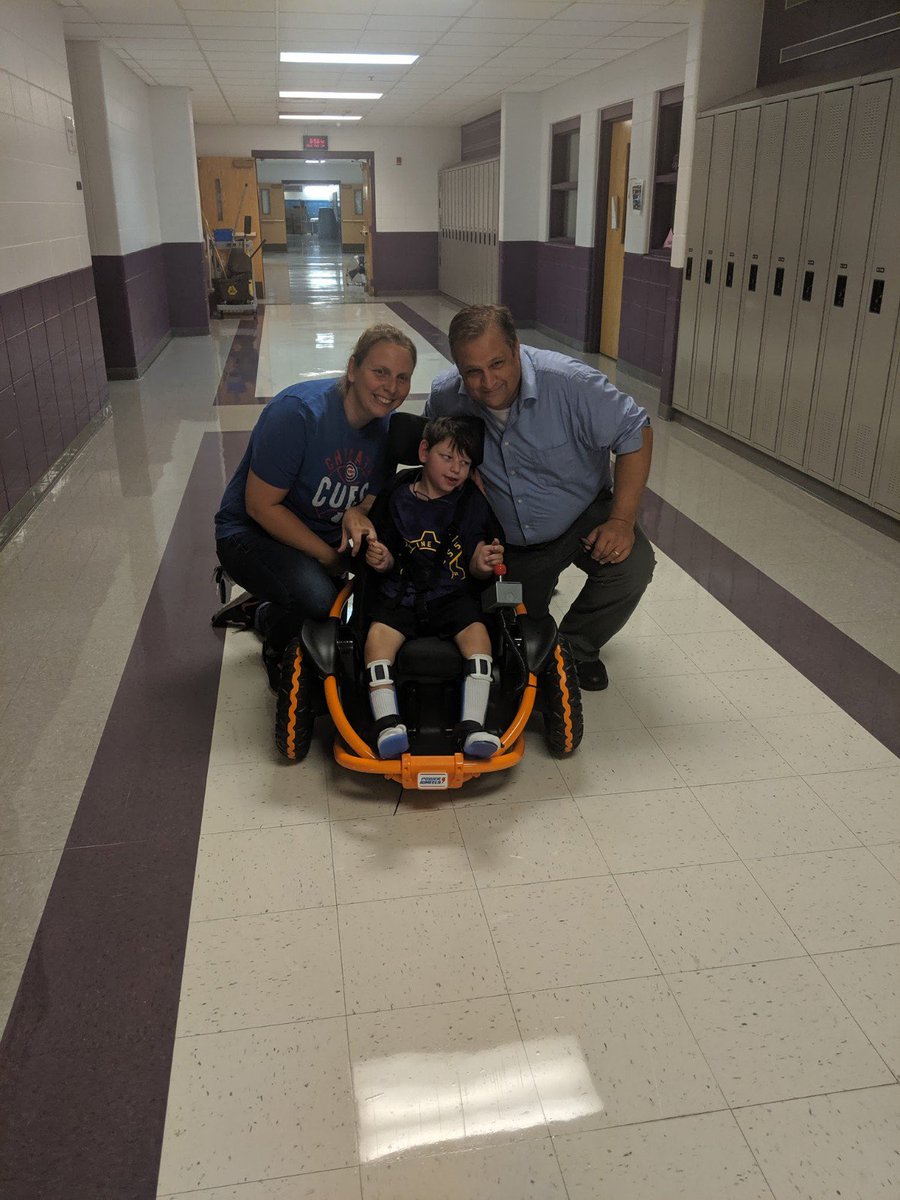 It was a special <a href="/Hononegah/">Hononegah</a> brd mtg. We celebrated some spectacular people. Congratulations <a href="/jcbrunke/">Jason Brunke</a> and Evendtor for your <a href="/incubatoredu/">INCubatoredu (from Uncharted Learning, NFP)</a> accomplishments. Thank you to <a href="/HonoRobo4655/">Stateline 4655</a> for your service in helping a boy become independent. Impressive! #Hononegah #WeareHononegah