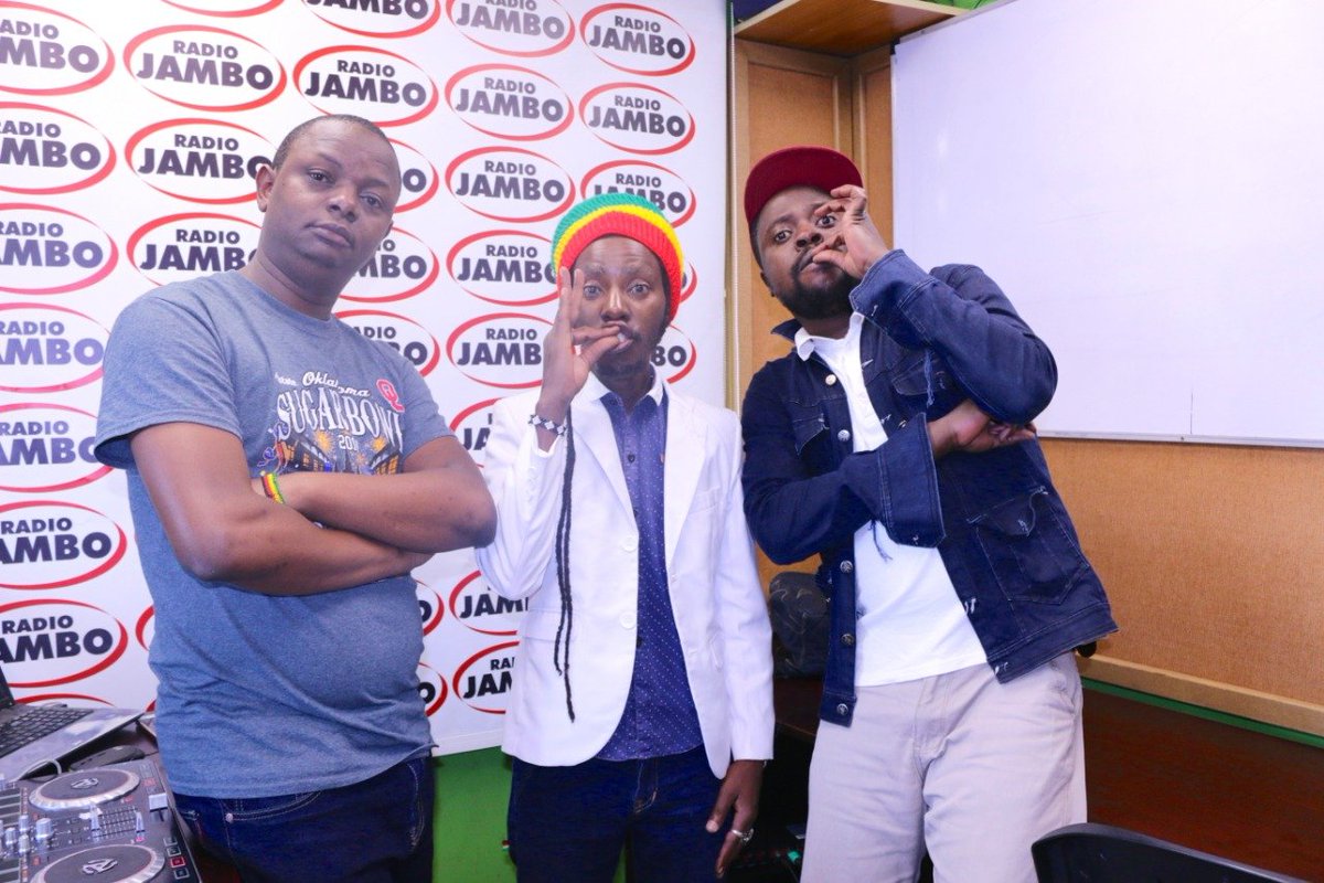 #mbusiinalionteketeke <a href="/Mbusii/">MBUSII DEH HSC</a> <a href="/RadioJamboKenya/">Radio Jambo</a> <a href="/kimeli_yego/">Kimeli Arap Yego</a> with vintage Reggae classics with <a href="/deejay_dickie/">DEEJAY DICKIE</a> #MzeeJomoKenyatta #OkoaCoffeeFarmers #VoteForRuto #HungryMtKenyaTVStaff