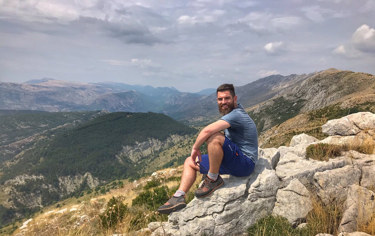 DouneFarm's tweet photo. A change from the Cairngorms - hiking in the Alpes with hazy views from sommet de Viériou to the Côte d’Azur, Nice &amp; Monaco #provence https://t.co/cDzxpKYU1r
