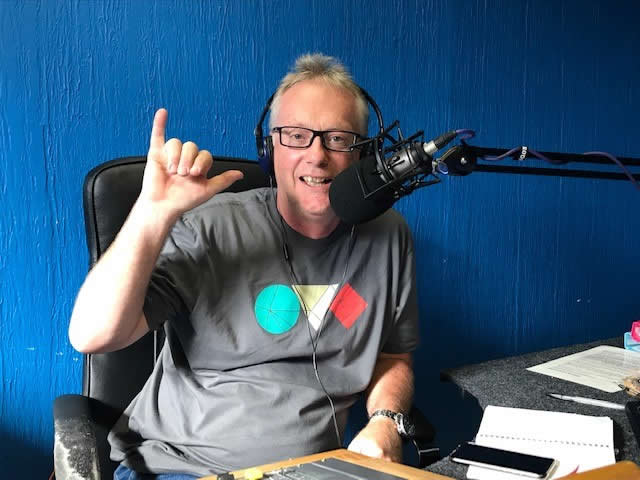 bognormedia's tweet photo. Tune into DJ Steve Smith’s show on Bognor’s very own @respect_radio and you’ll hear an eclectic mix of music from The Who to The Clash with warm and engaging patter thrown in. #Bognorregis #radiorespect
https://t.co/NsS2bij6FO https://t.co/QFbdGFuE6M
