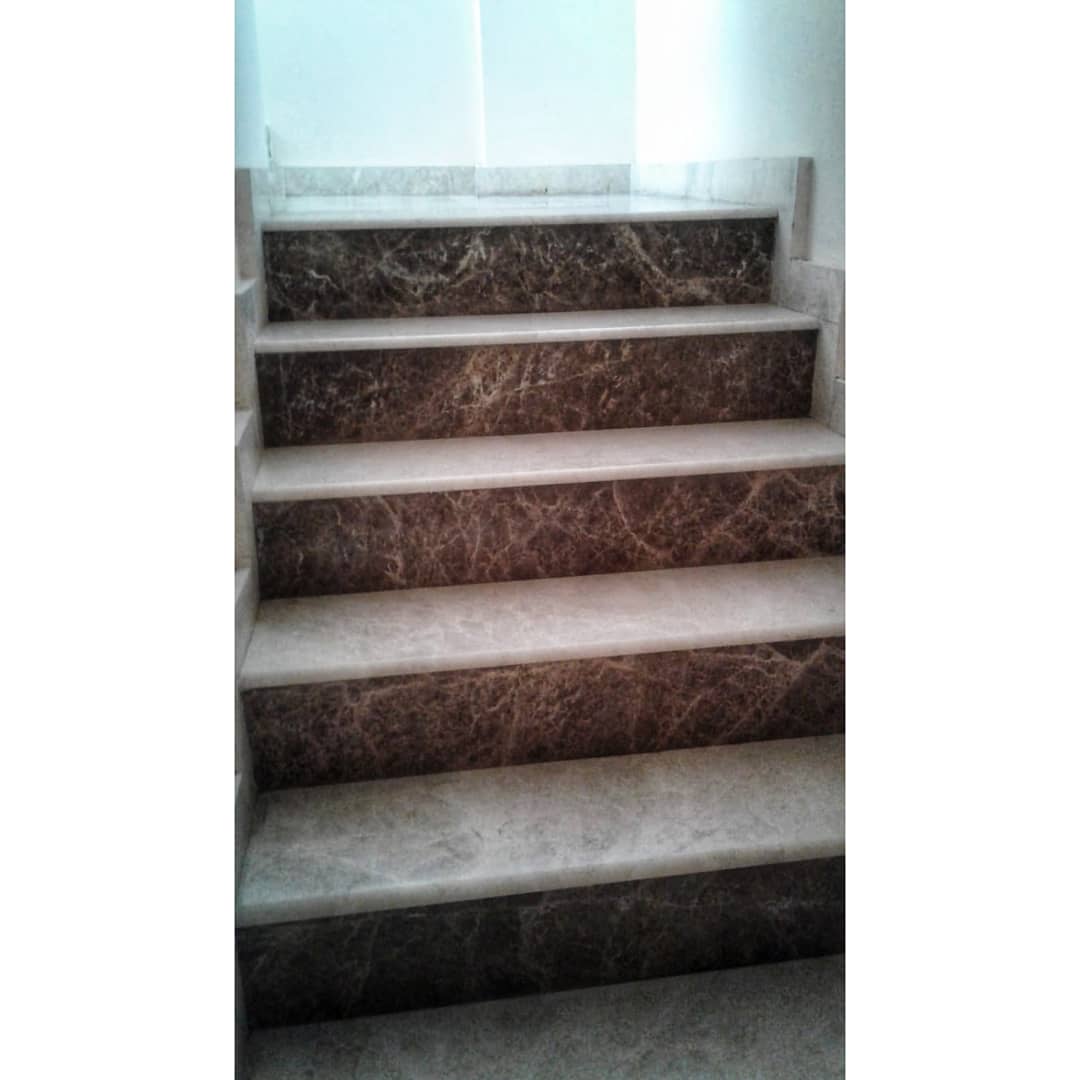 Tuanna İş Merkezinin haftalık genel temizliği tamamlanmıştır. İyi günlerde kullanmalarını diliyoruz.