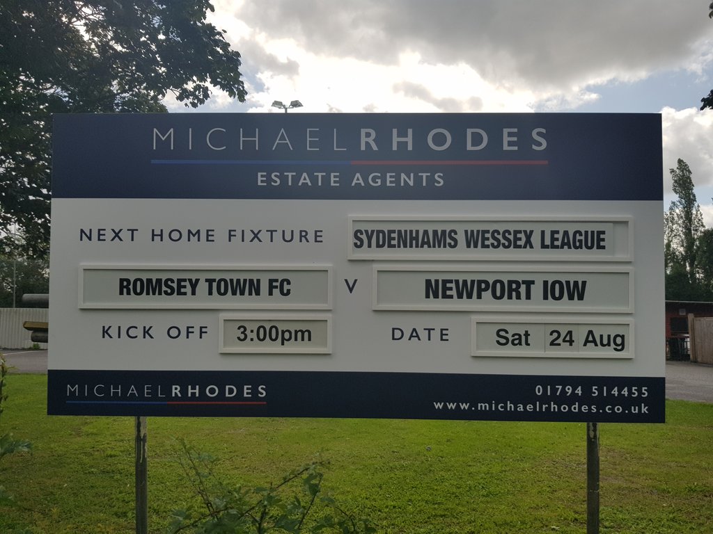 Romseytownfc1's tweet photo. @SydWessex League action returns to the Bypass Ground on Saturday as we welcome @Newport_IW_FC - 3.00pm KO
#UpTheTown #COYRT π΄β« #YourSupportisNeeded π https://t.co/XaVyY1j7kd