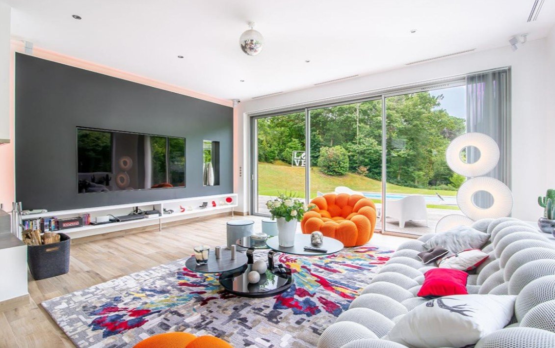OlivierMarin1's tweet photo. ➡️Avant, pendant ou après le #G7Biarritz  voici une sélection des plus belles propriétés de Biarritz actuellement à la vente. Visites guidées 😍 @PROPRIETESLF   https://t.co/rHonTUgpXd #immobilier #luxe https://t.co/Po7aascmle