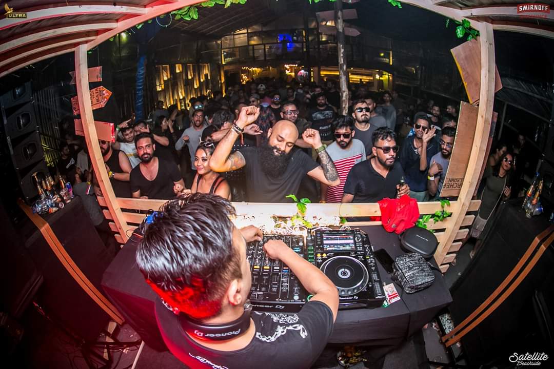 Techno &amp; Beards &amp; Techno &amp; Mashter 🧔🏻👊🕺🕶️