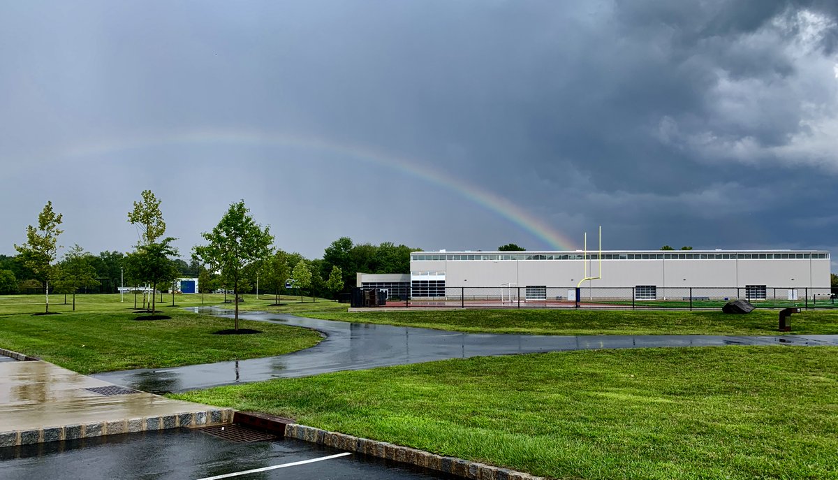 ThePingrySchool's tweet photo. Seen around campus - Photographer John Grissinger '23 ๐ท #PingryPride #afterthestorm #rainbow https://t.co/Aln6rSzyyo