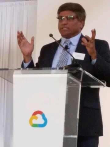 AzDataCenter's tweet image. Amazing Times Ahead! Thanks for ALL You do for the Tech Industry! @MarkIRC @Az_Energy #Google #GoogleCloud #AzDataCenter #DataCenter #SmartCity #AzSmartCities #AzDC20 #SWEnergy19 #AzEnergy