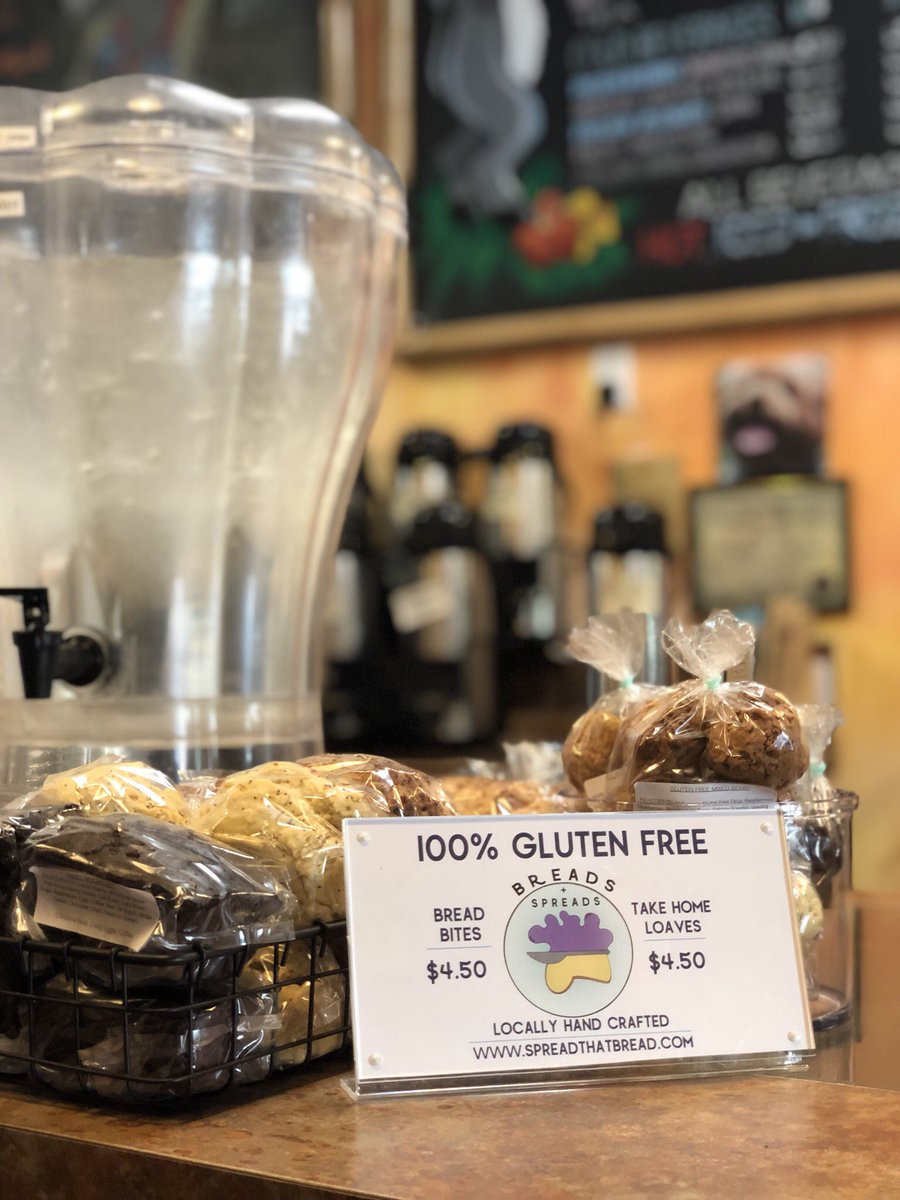 amandamarsh07's tweet photo. MY BREADS ARE IN THEIR FIRST RETAIL LOCATION. THIS IS THE BEST DAY!!! #smallbusinessowner #spreadthatbread https://t.co/RLGAitX3GU