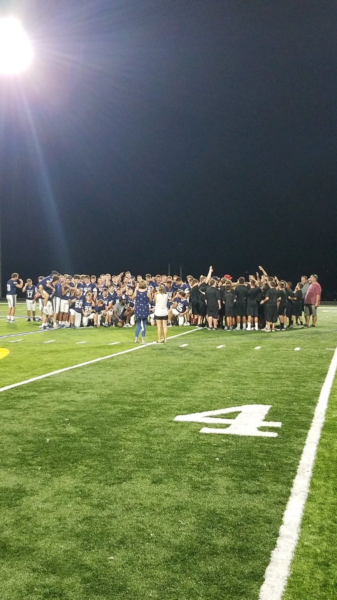 codymiller_etsu's tweet photo. Game day #newteam #newschool #newrival #newfamily Beat Clinton and own the bridge 🤘🏈 @senator_booyah @SenatorFootbal1 @ACMav4Life https://t.co/WfGqUHjirs