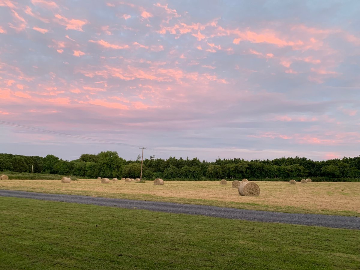 BizBarn's tweet photo. Who knew that a 'distributed digital investment bank' was being built in Kildare? As part of our blog series on countryside #coworking, we interview @QPQLtd co-founder @AidanFinnQPQ about what they're building and how the Business Barn has helped. https://t.co/59MFl96zDB #fintech https://t.co/TItJoEB251