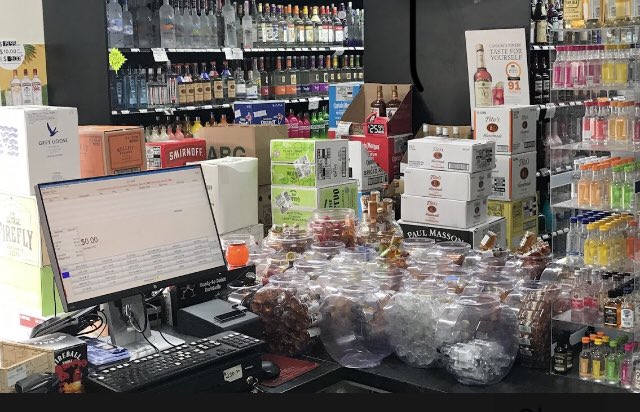 callmedaddy50's tweet photo. One of my stores looking great and ready for business!🤑🙏🤪 https://t.co/8umvqHBA4G