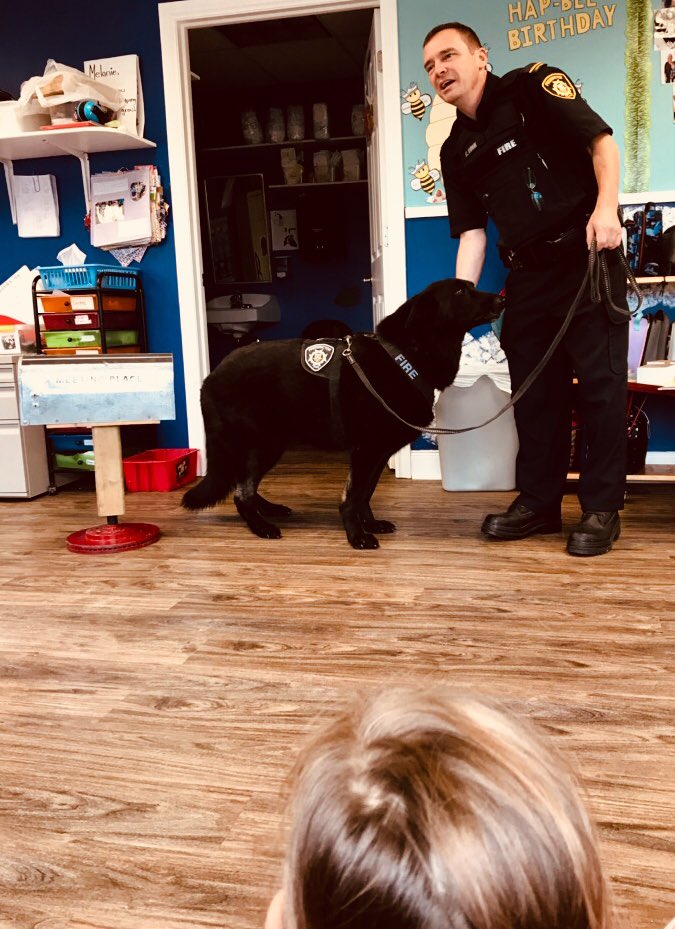 TilleyFireDog's tweet photo. This morning we were teaching #firesafety to our friends at Tiny Bubbles Learning Center. https://t.co/hXNM5rwUl9