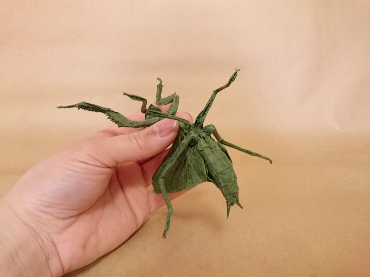 飛ぶカマキリ
64等分
創作：僕
折り：僕