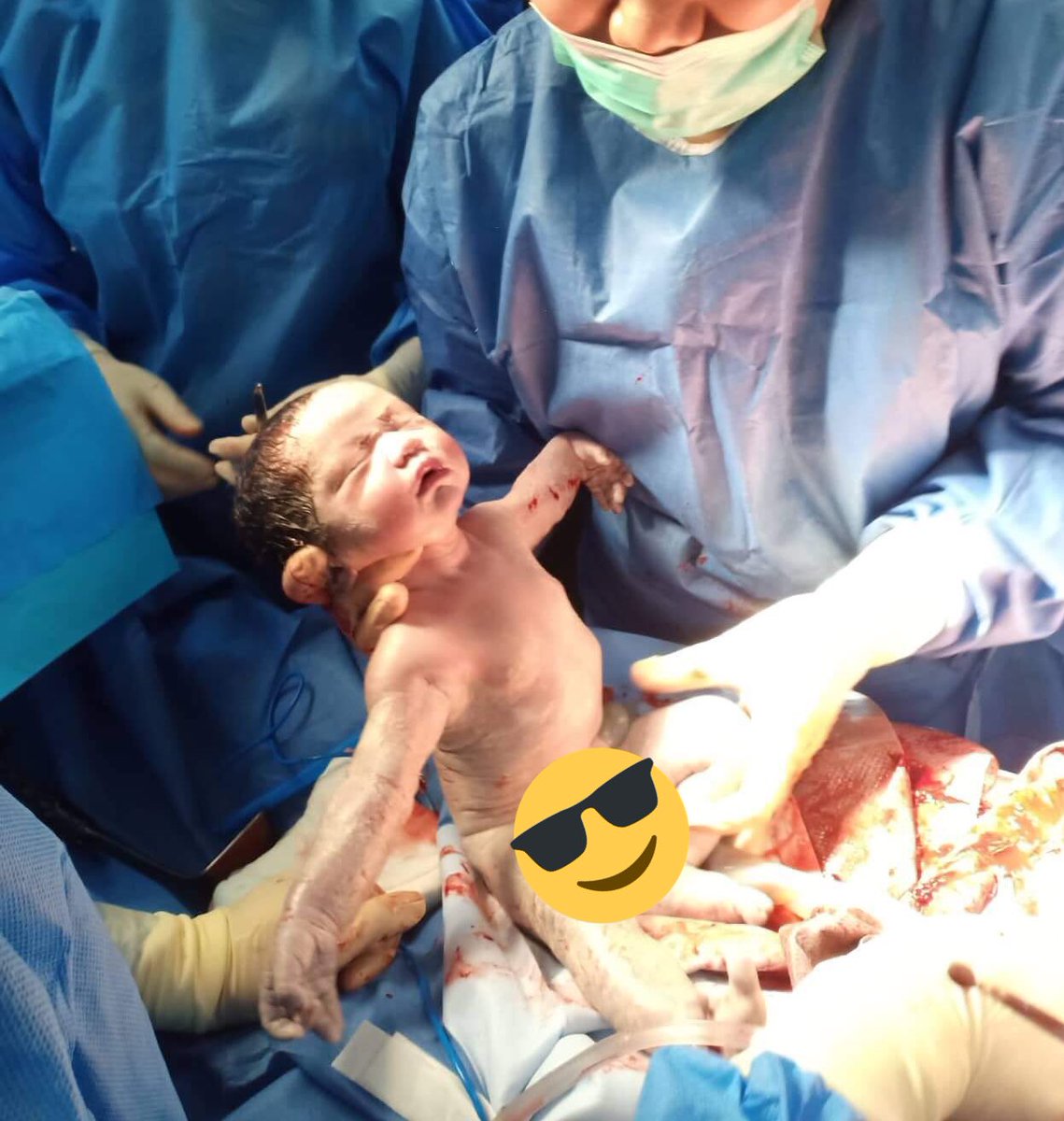 TheOneTGAwayyy's tweet image. Flex ko lang pa grand entrance ng baby ko. Hahahaha. Hello, Twitter. 😂👶🏼🥰