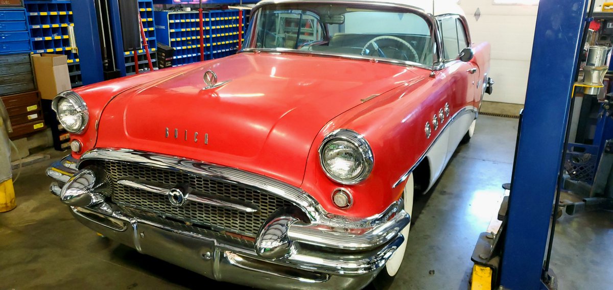 carzrus's tweet photo. Look at this 1995 Buick Century! Did you know we also work on Antique vehicles too? https://t.co/hjwOwtcz3v