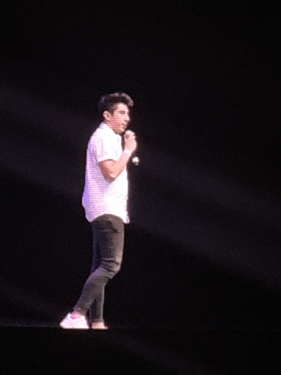 DannydeReyna's tweet image. Reí hasta las lagrimas... @danielsosafado estás lo maximo 👏🏼👏🏼👏🏼👏🏼🙌🏼🙌🏼  #BienFan  #Reinserta #HappyDays