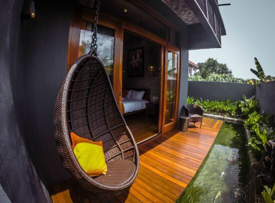 afeezvanilla's tweet photo. Ipoh Bali Hotel

Ni pun kat Ipoh guys. Romantik juga kalau nak pergi berdua dengan shuben/wifey. Kalau dengan kawan2 pun idak salah nye eh. Idak dikokaknya dek reception tu.😅Suasana ala2 di Bali ya. Sape pernah nampak hotel ni RT la.

RM200++/night https://t.co/gNjaSHKBvB