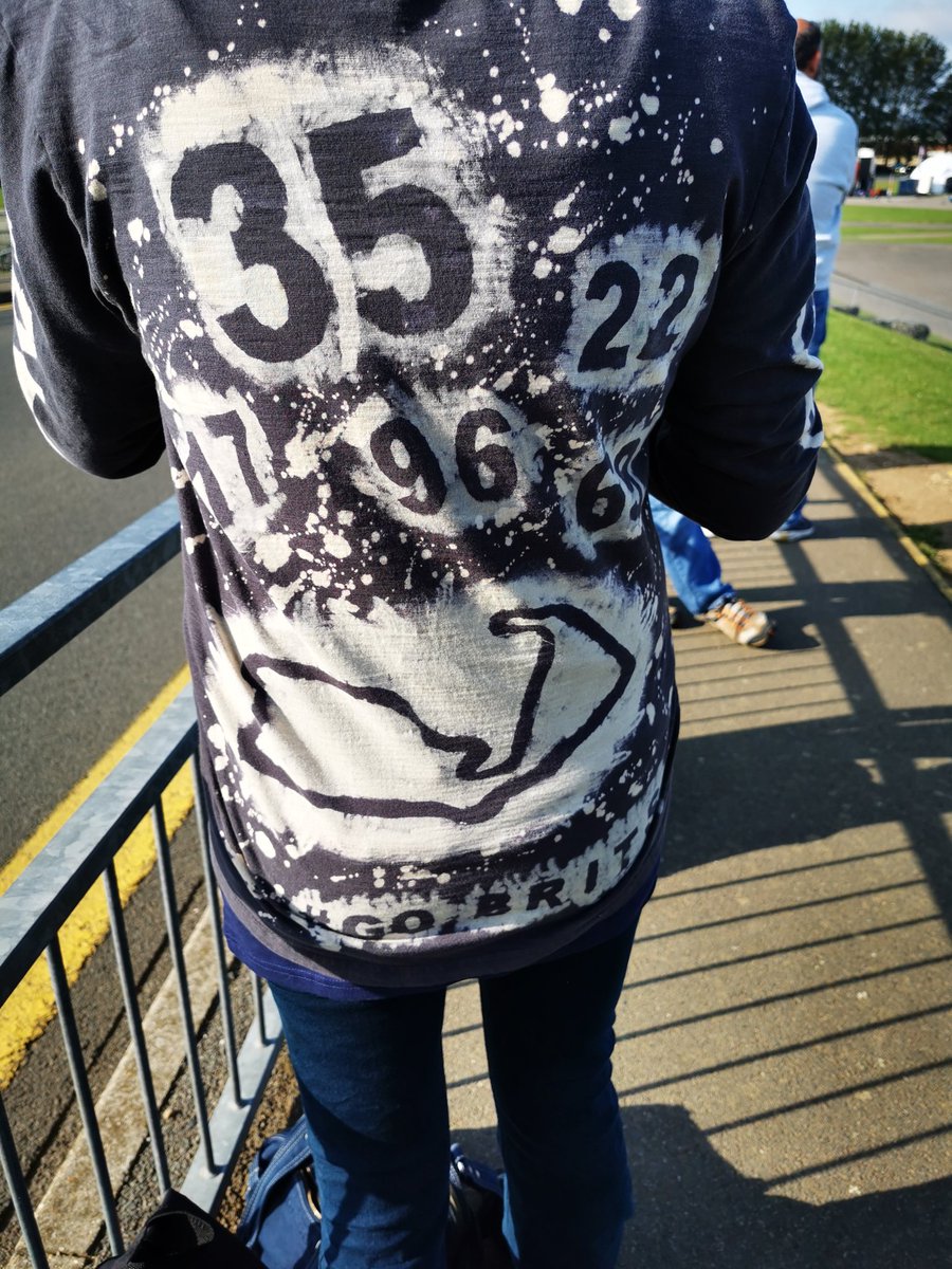 marino2807's tweet photo. #DOC30 tshirts ready to support #gobrits #onit @VickyxWright https://t.co/qYrYk8zHFI