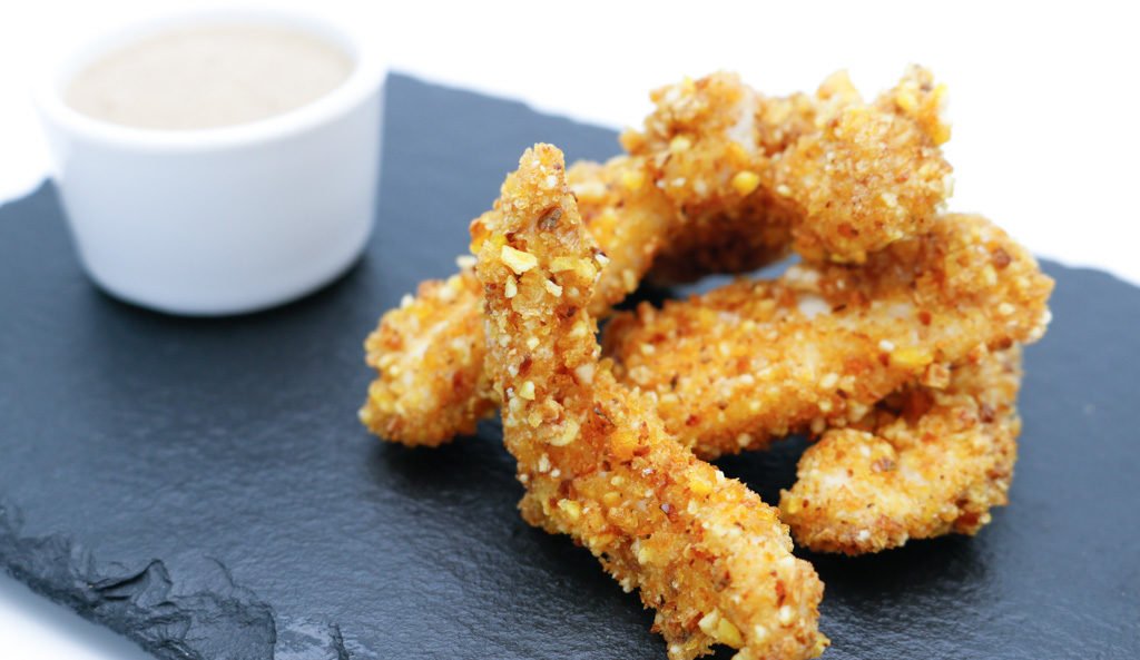 Fingers de pollo con maíz frito - gastronomia.es/recetas/finger…